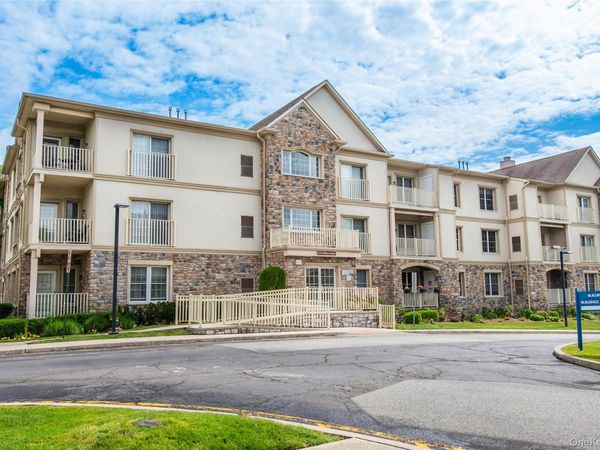 28 N De Baun Avenue , Unit 205, Suffern, NY 10901