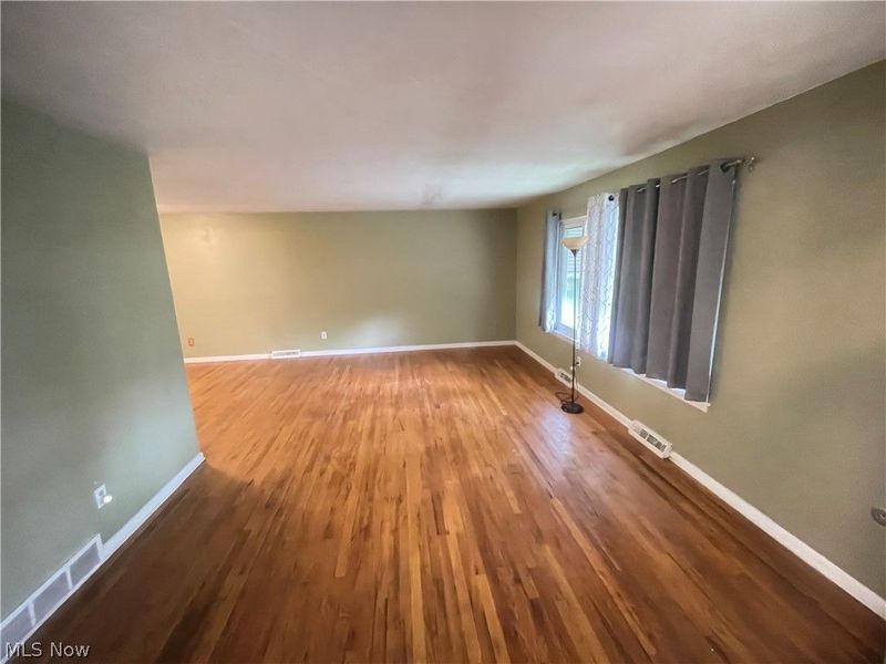 3778 Brainard Road, Woodmere, OH 44122 Photo 4