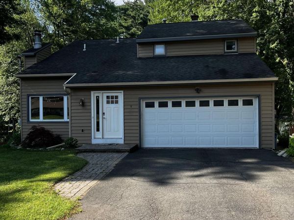 3287 E Old State Road, Schenectady, NY 12303