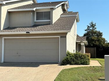 8400 Hickory Street, Unit 2004, Frisco, TX 75034