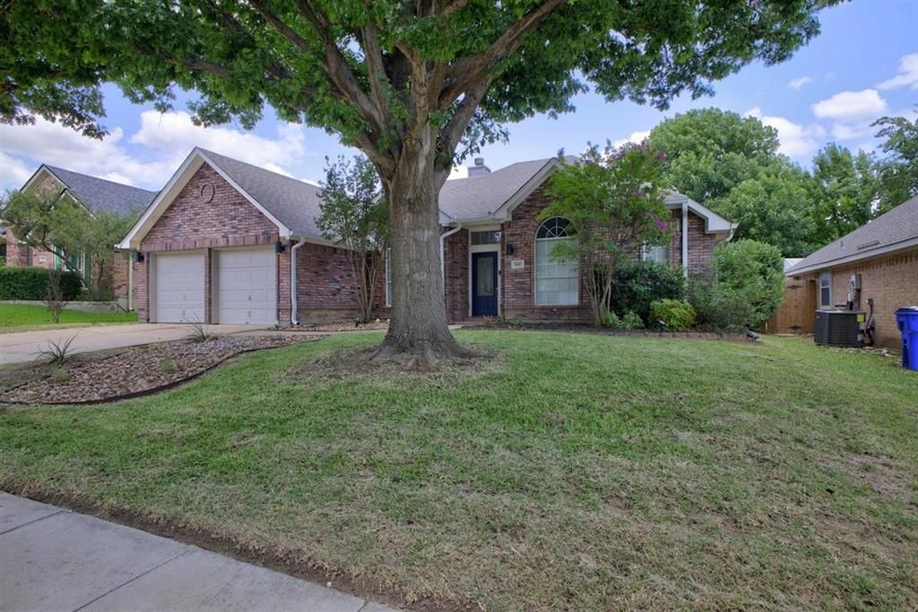 2017 Melissa Diane Street, Mansfield, TX 76063 Main Photo