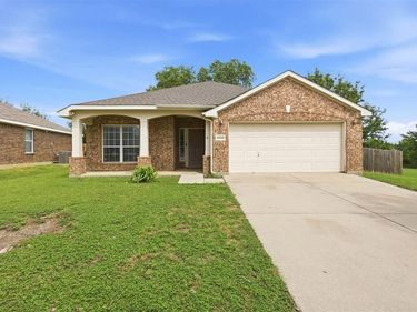 8900 Arcadia Park Drive, Fort Worth, TX 76244