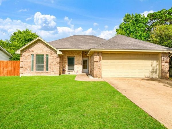 1150 35TH NE, Paris, TX 75462