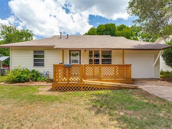 417 Marengo Street, Cleburne, TX 76033