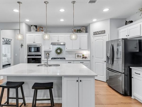 208 Long Pines Drive, McKinney, TX 75071
