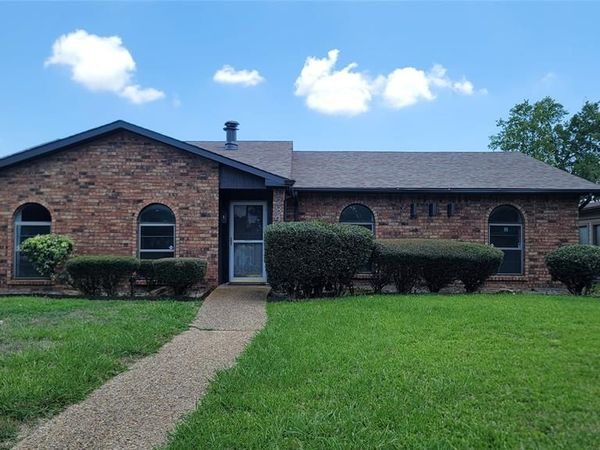 1334 Paris Drive, Garland, TX 75040