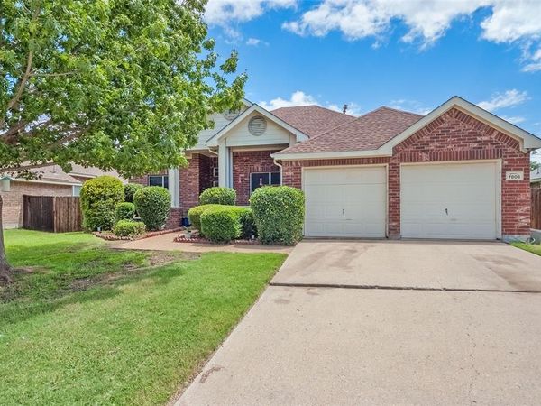 7806 Albany Drive, Rowlett, TX 75089