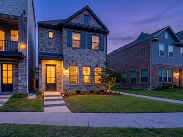 7539 Edgeware Road, Dallas, TX 75228