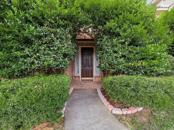 1060 Cornell Drive, Carrollton, TX 75007