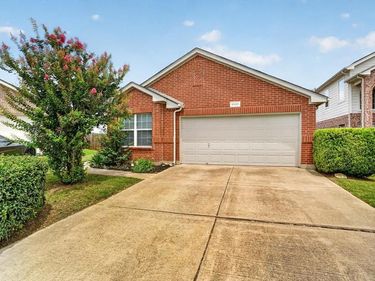 6520 Geneva Lane, Fort Worth, TX 76131
