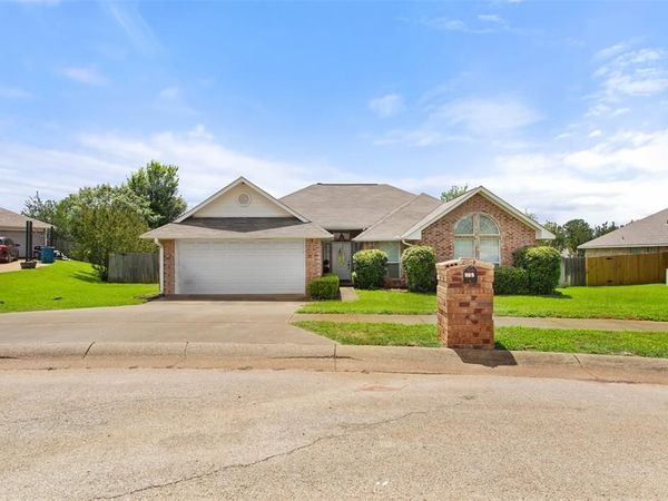 265 Crestview Lane, Jacksonville, TX 75766