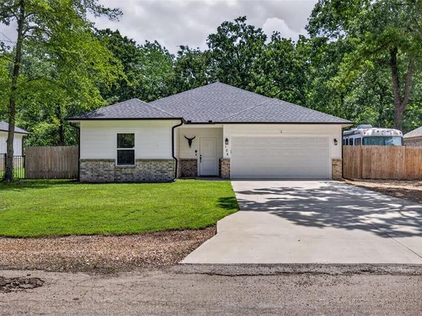106 Paseo Patricia, Gun Barrel City, TX 75156