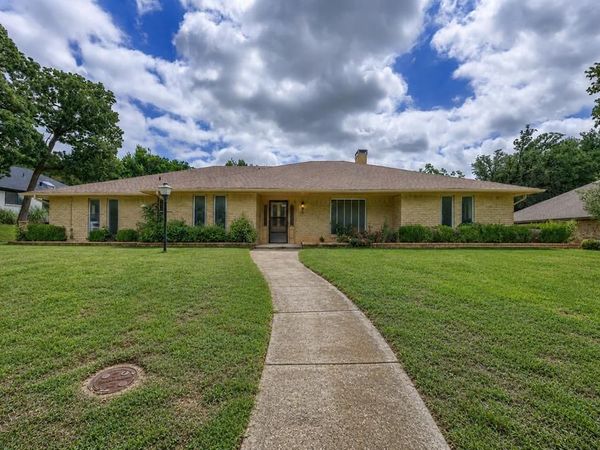 2125 Woodbrook Street , Denton, TX 76205