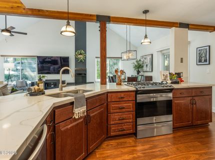 525 Piney Creek Road, Reno, NV 89511 Photo