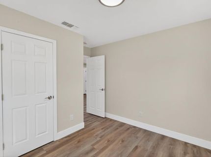 8212 Bruns Way, Sacramento, CA 95828 Photo