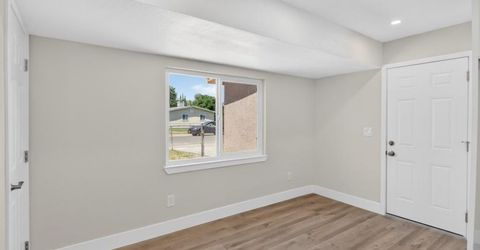 8212 Bruns Way, Sacramento, CA 95828 Photo