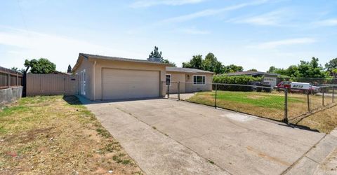 8212 Bruns Way, Sacramento, CA 95828 Photo