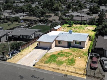 8212 Bruns Way, Sacramento, CA 95828 Photo
