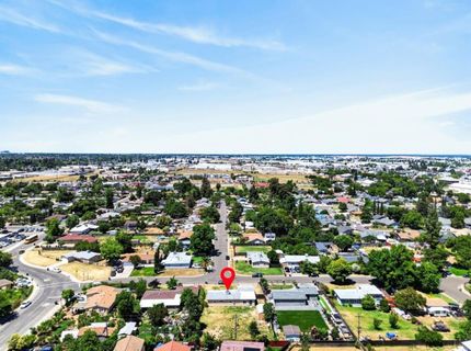 8212 Bruns Way, Sacramento, CA 95828 Photo