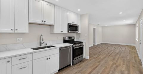 8212 Bruns Way, Sacramento, CA 95828 Photo