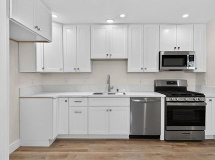 8212 Bruns Way, Sacramento, CA 95828 Photo