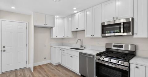 8212 Bruns Way, Sacramento, CA 95828 Photo