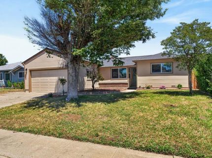6741 52nd St, Sacramento, CA 95823 Photo