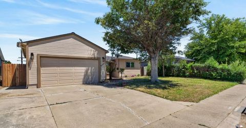6741 52nd St, Sacramento, CA 95823 Photo