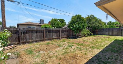 6741 52nd St, Sacramento, CA 95823 Photo