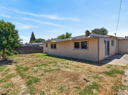 6741 52nd St, Sacramento, CA 95823 Photo