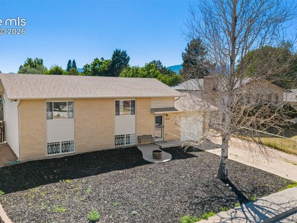 7370 Sugarloaf Terrace, Fountain, CO 80817