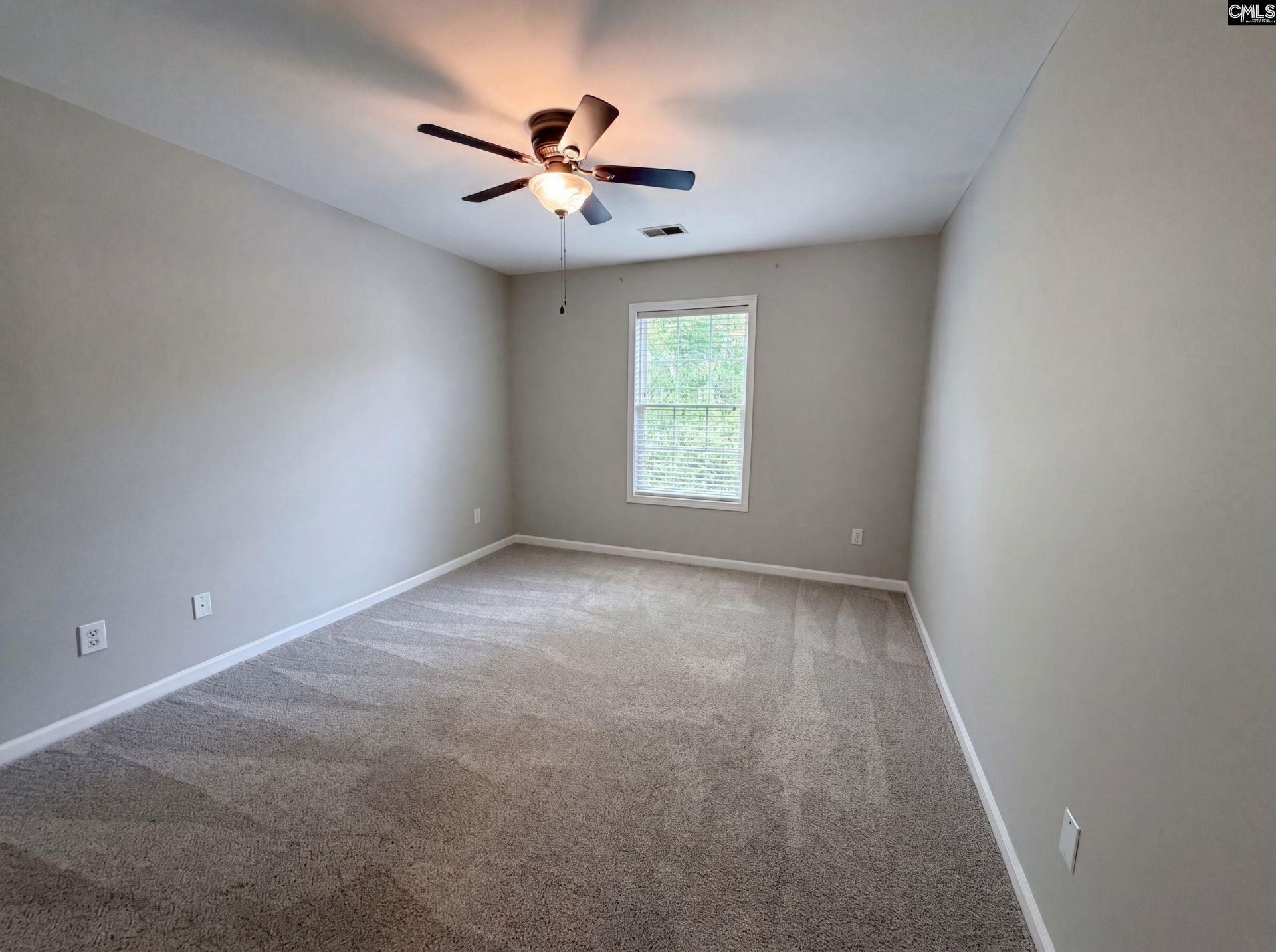 301 Brickingham Way  Photo 10