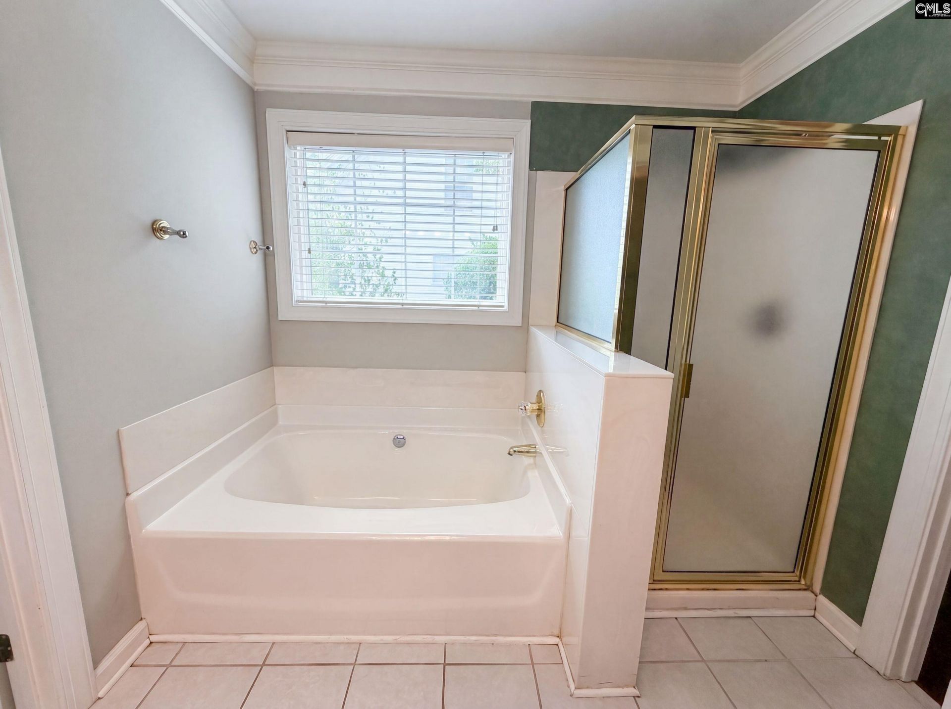 301 Brickingham Way  Photo 15