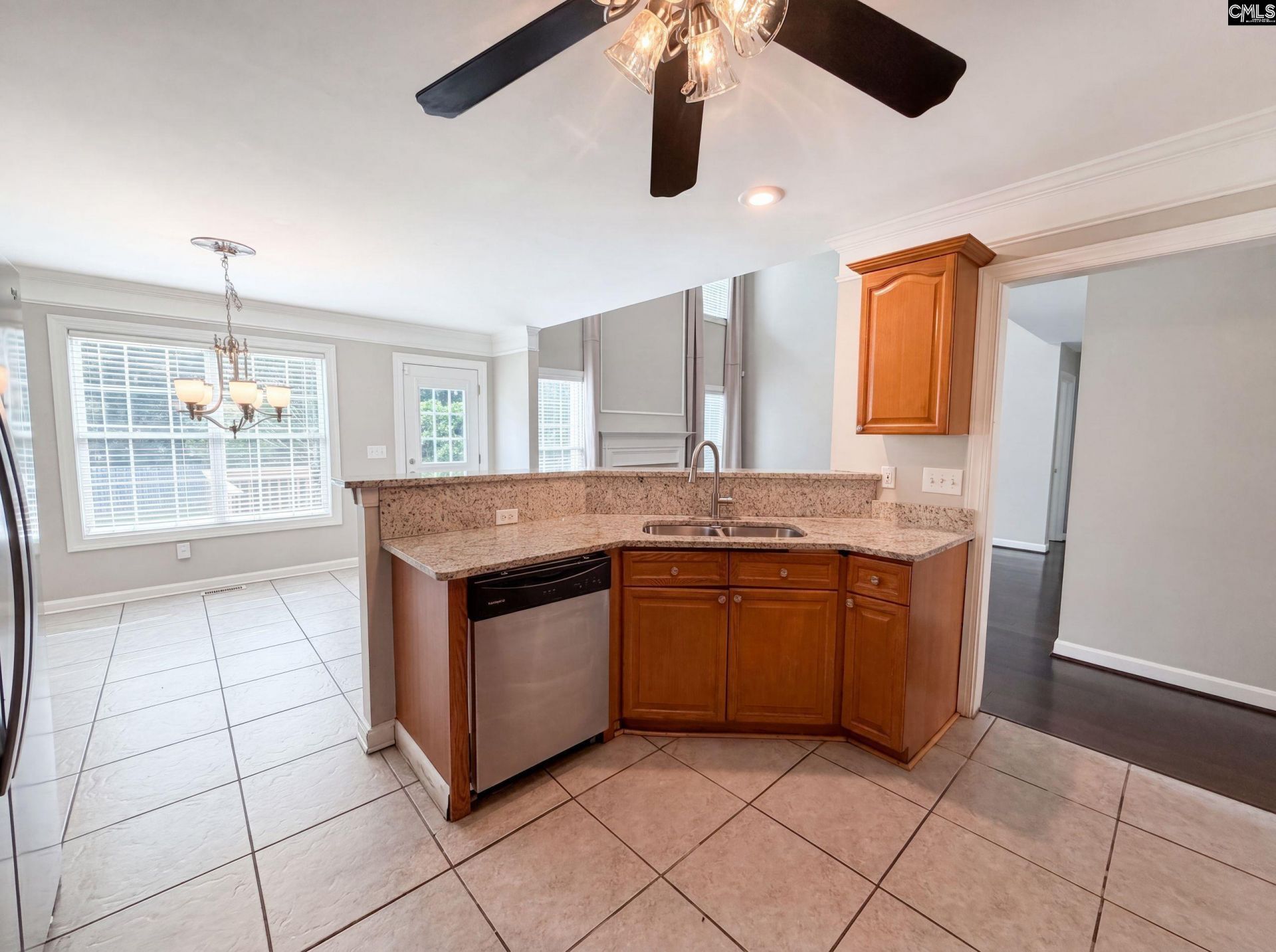 301 Brickingham Way  Photo 20