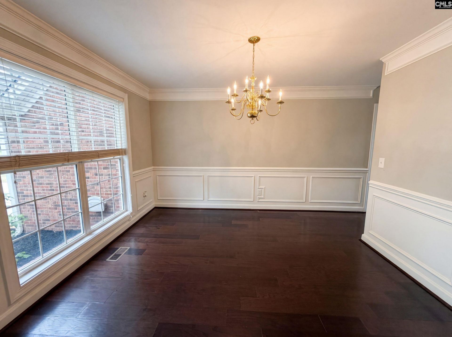 301 Brickingham Way  Photo 8