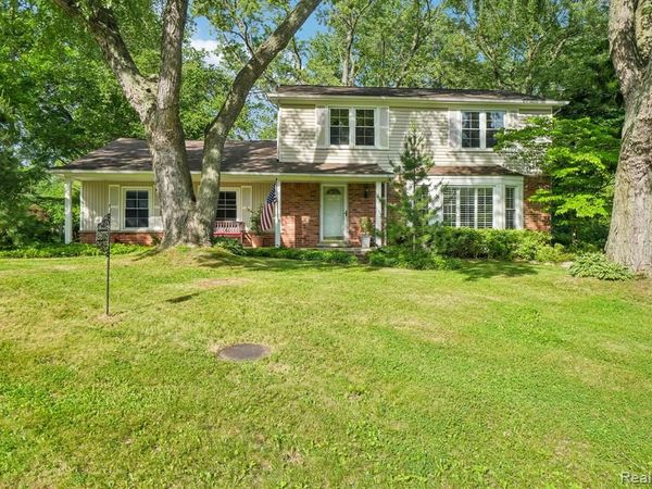 2675 Douglas Drive , Bloomfield Hills, MI 48304
