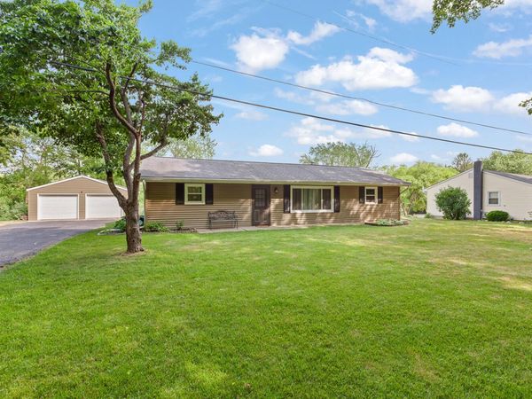 216 Lake Hills Drive, Concord, MI 49237