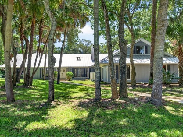 1526 48th Avenue, Vero Beach, FL 32966