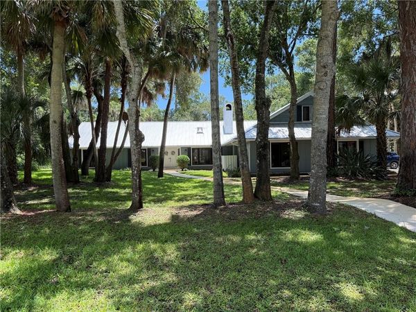 1526 48th Avenue, Vero Beach, FL 32966