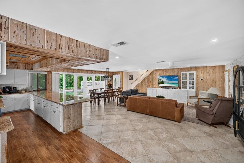 1526 48th Avenue, Vero Beach, FL 32966 Photo