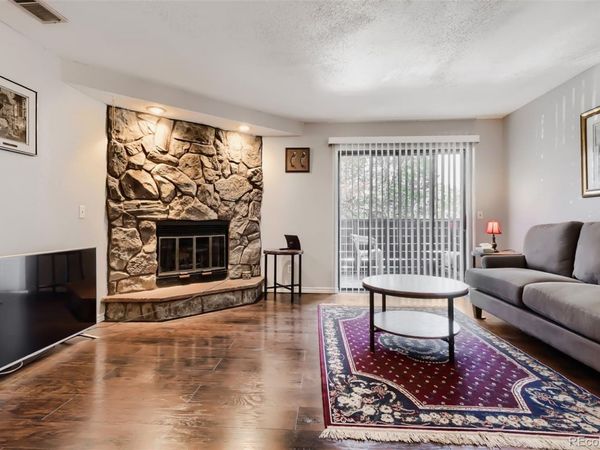 15350 E Arizona Avenue , Unit 201, Aurora, CO 80017