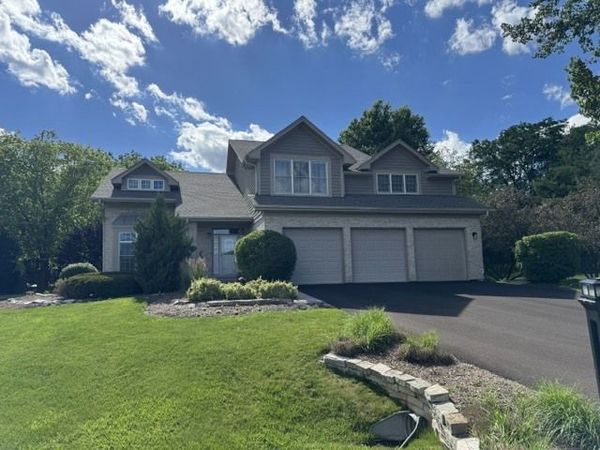Hawthorn Woods, IL 60047