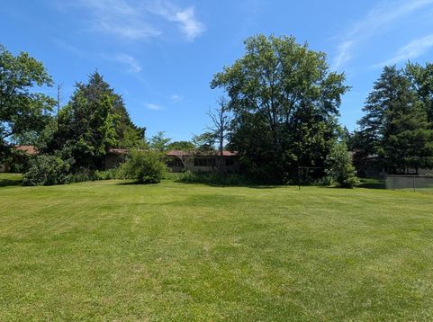 Main Photo