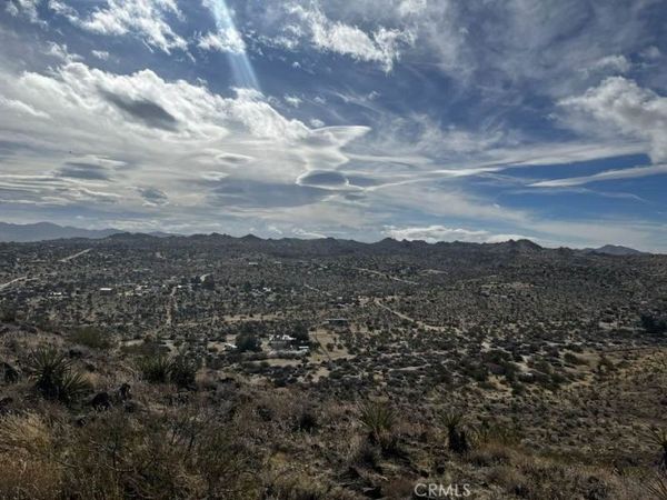 56365 Terra Vista Drive , Yucca Valley, CA 92284