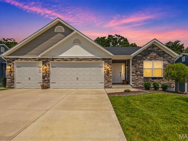 411 Knothole Lane , Wentzville, MO 63385