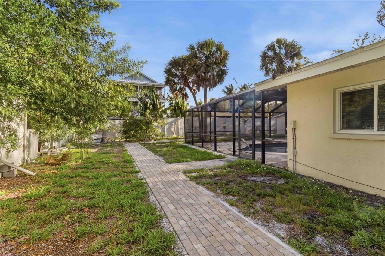617 Calle De Peru, Sarasota, FL 34242 Photo
