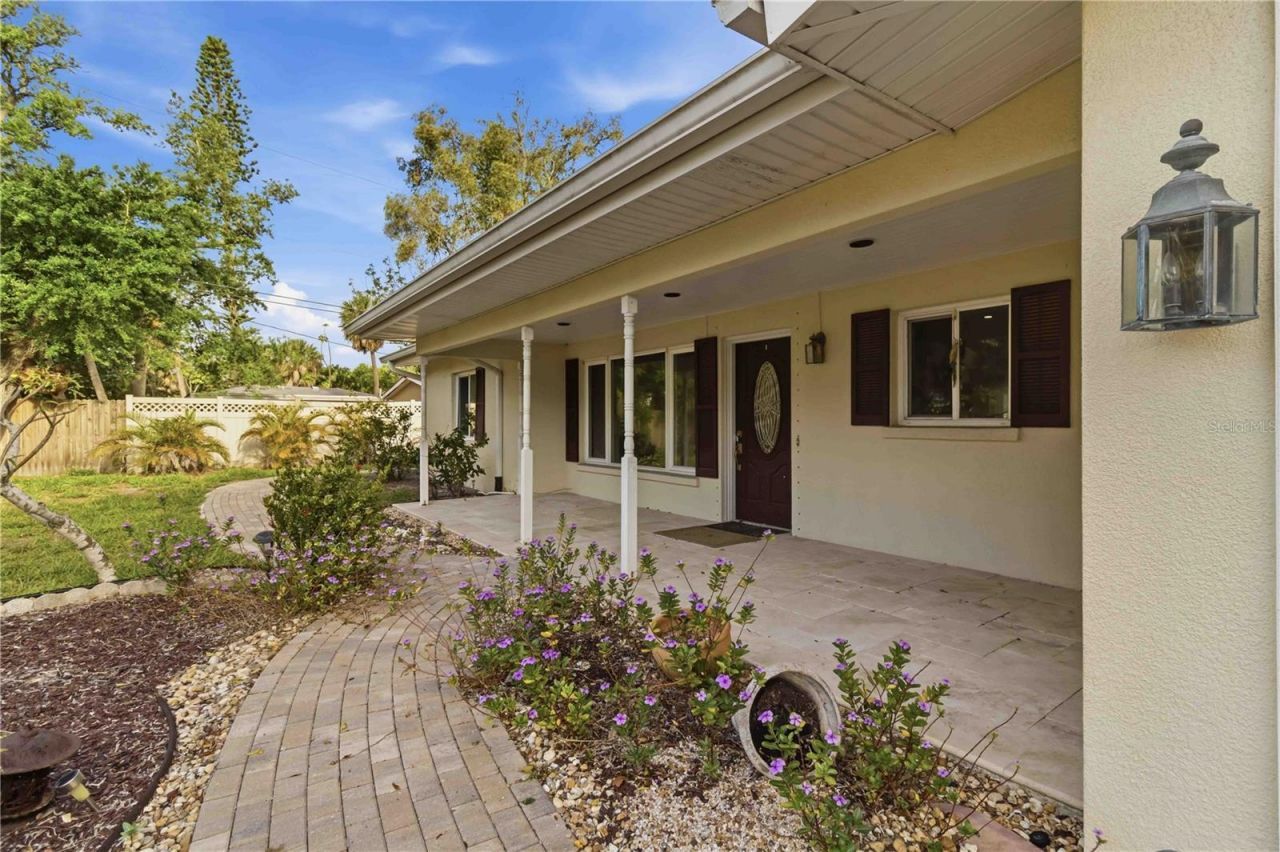 617 Calle De Peru, Sarasota, FL 34242 Photo