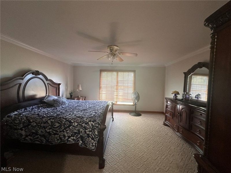 220 Cranberry Court, Warren, OH 44483 Photo 9