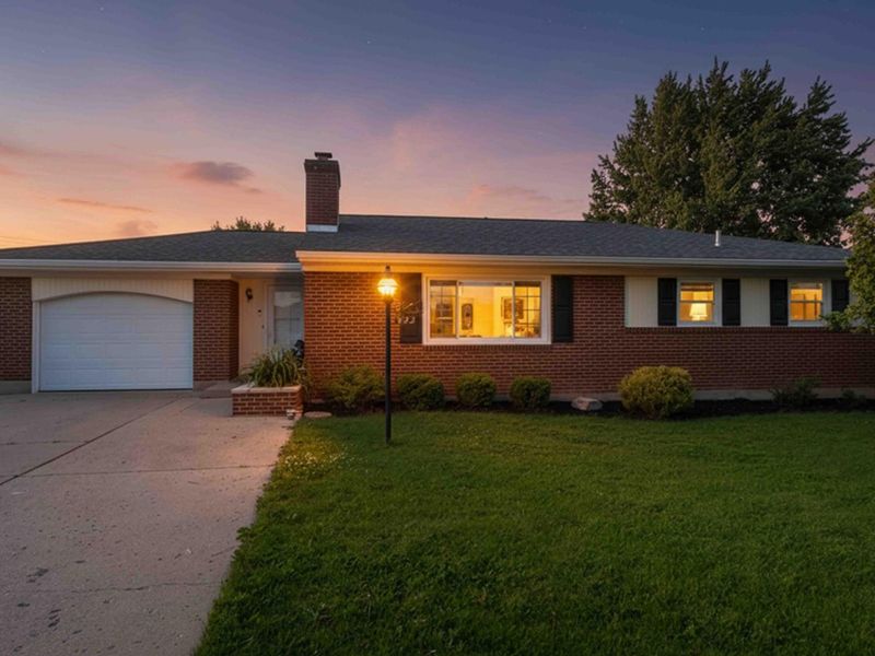 822 Barbara Lane, Wapakoneta, OH 45895 Photo 1
