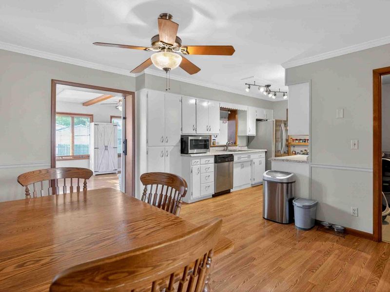 822 Barbara Lane, Wapakoneta, OH 45895 Photo 12
